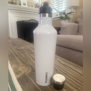 Corkcicle Canteen in White 16oz. Comes with regular screw and sport straw caps.